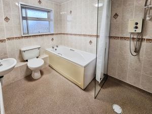 Photo 1- click for photo gallery